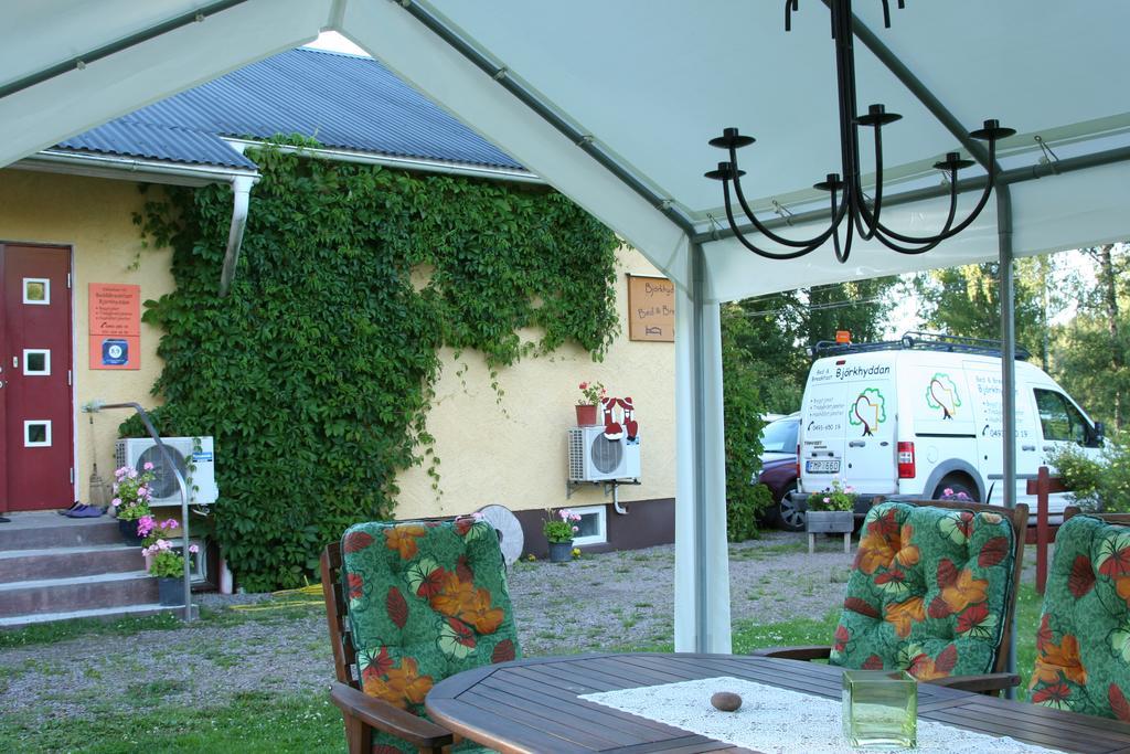 Bed & Breakfast Bjoerkhyddan Rumma Exterior photo